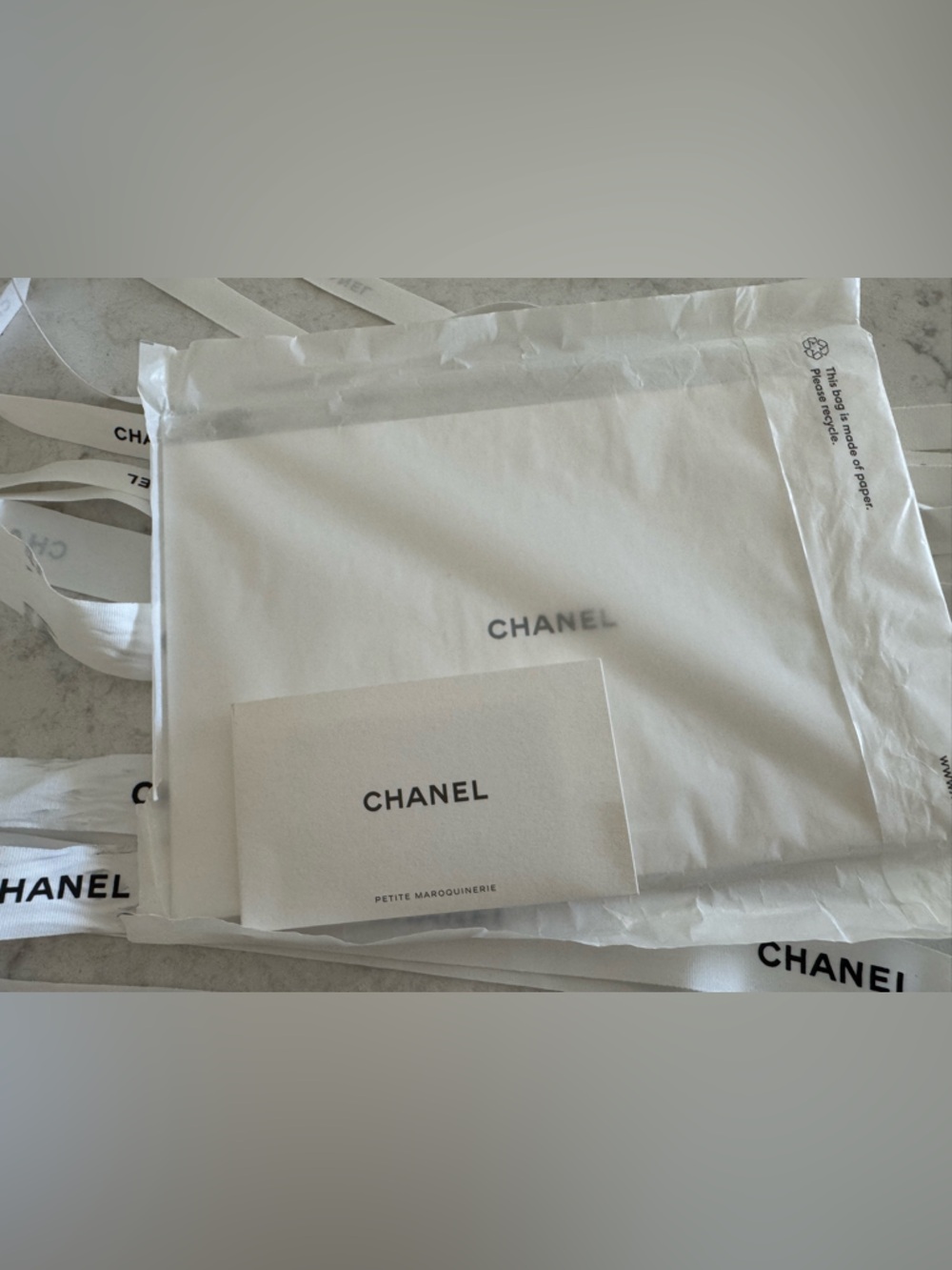 Chanel Ribbon & Packaging Set in White & Black - Picture 2 of 16